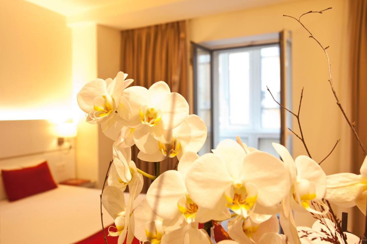 Hotel Pompaelo Plaza Del Ayuntamiento & Spa Pamplona Ngoại thất bức ảnh