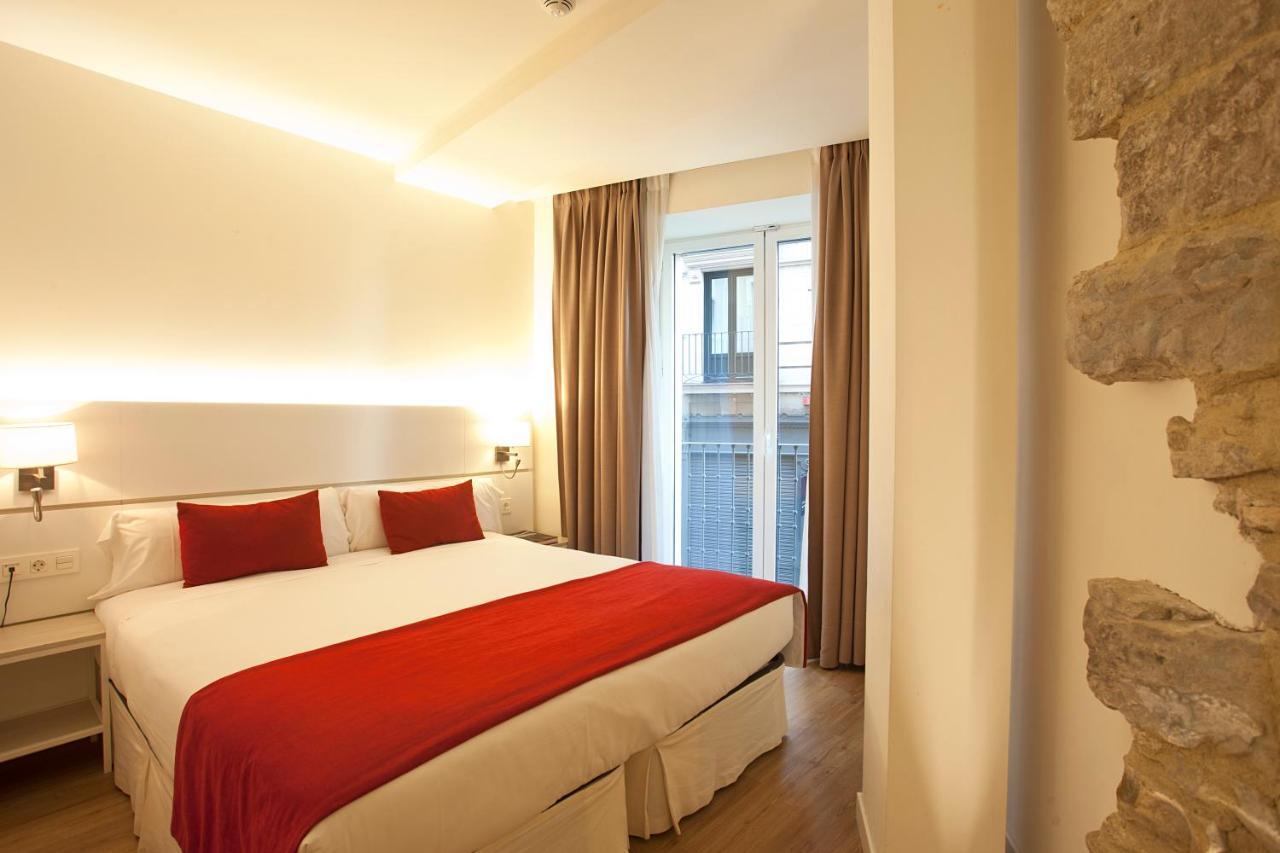 Hotel Pompaelo Plaza Del Ayuntamiento & Spa Pamplona Ngoại thất bức ảnh